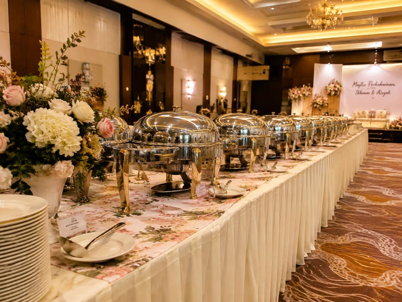 Susunan buffet dan ruang makan tetamu